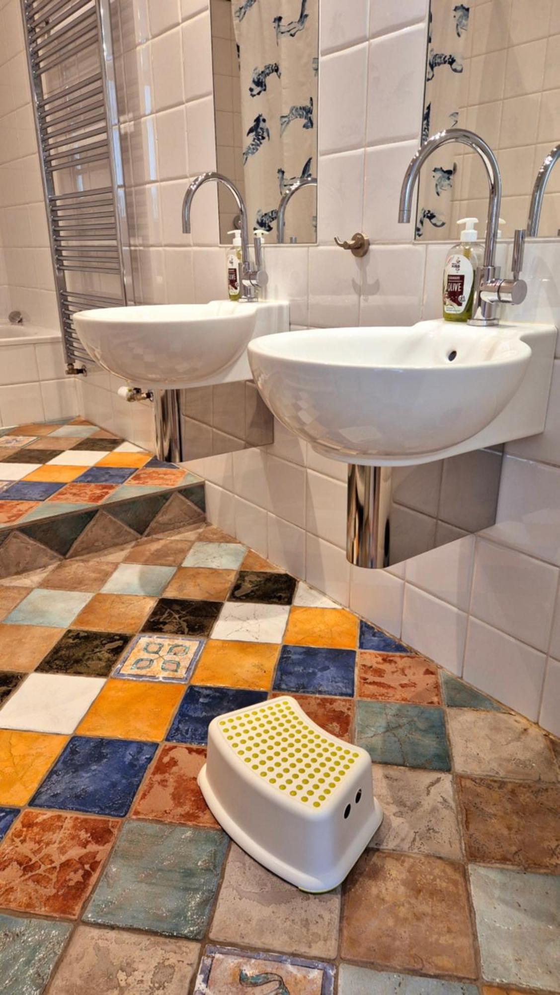 Sunny And Spacious Apartment Near City Centre Vienna Esterno foto